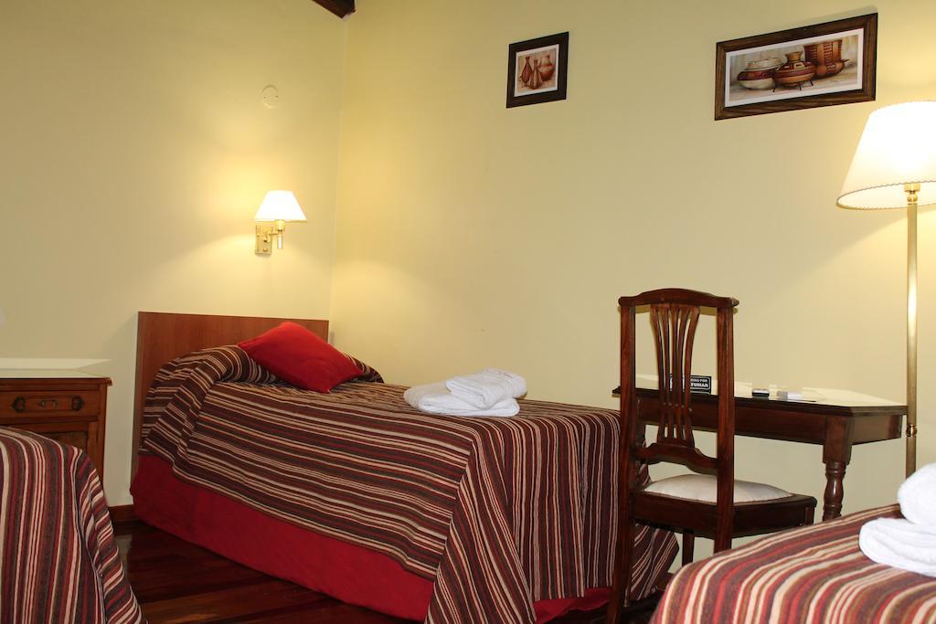 Hotel Las Azaleas Jardin America Room photo