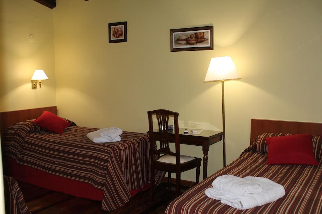 Hotel Las Azaleas Jardin America Room photo